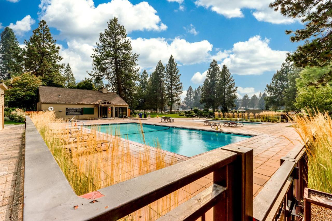 Tree Top Retreat Бенд Экстерьер фото